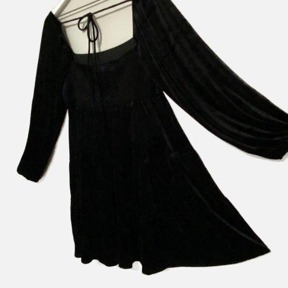 Lucy Paris Melissa Black Velvet Tiered Babydoll Dress - Picture 8 of 16